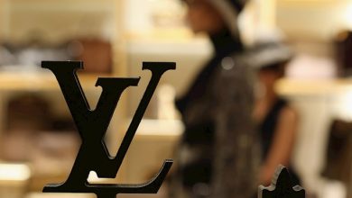 LOUIS VUITTON RESTORANI İÇİN REZERVASYONUNUZ VAR MI?